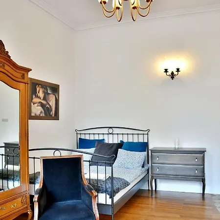 Argentis Kielbasnicza Retro Loft דירה *